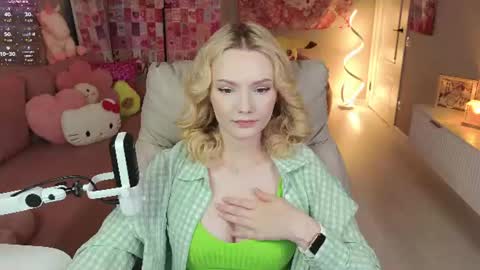 Snapshot of _passion_show_ chatting on July 20, 9:50 pm Tina online show from July 20, 9:50 pm