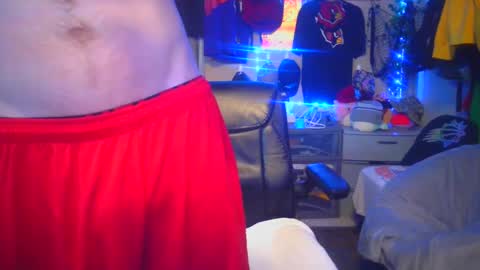 REDxxx online show from December 19, 3:40 am