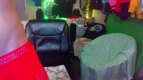 REDxxx online show from December 23, 7:41 pm