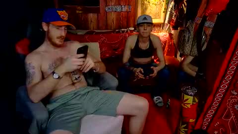 REDxxx online show from May 1, 11:31 pm