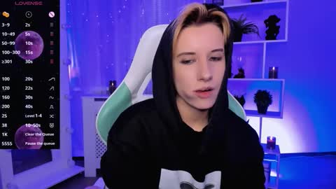 Rein online show from March 26, 4:23 pm