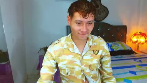 santi online show from March 26, 7:19 pm