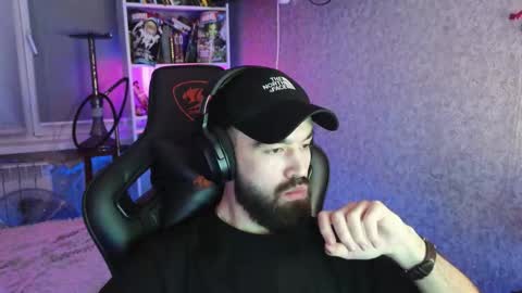 Ask me online show from December 4, 5:10 pm