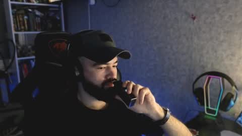 Snapshot of _serious_man chatting on March 6, 2:30 am Ask me online show from March 6, 2:30 am