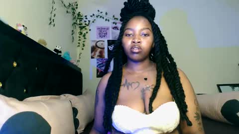 Snapshot of _sexysquirter chatting on April 22, 3:24 pm _sexysquirter online show from April 22, 3:24 pm
