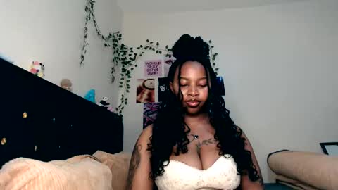 Snapshot of _sexysquirter chatting on May 25, 8:37 pm _sexysquirter online show from May 25, 8:37 pm