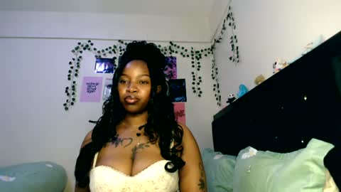 _sexysquirter online show from June 22, 7:55 pm