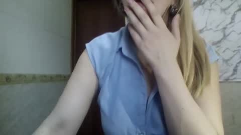  SexyXSveta  online show from March 29, 6:02 am