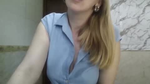  SexyXSveta  online show from April 4, 5:06 am