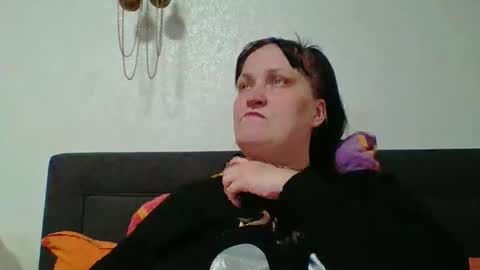 Melisa online show from March 29, 5:46 pm