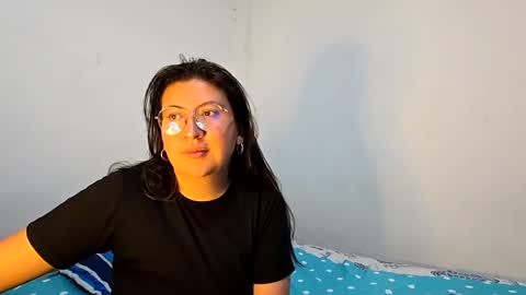 _sweet_melodyy online show from March 13, 11:33 pm
