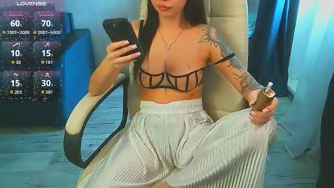 Milana   welcome to my world  online show from March 25, 6:19 am