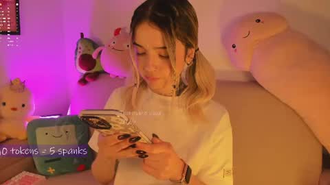 Snapshot of _tammarra_ chatting on July 9, 9:30 pm _tammarra_ online show from July 9, 9:30 pm