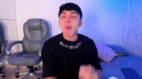 _taylorblack online show from February 14, 11:29 am