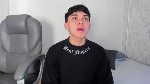 _taylorblack online show from March 27, 11:32 am