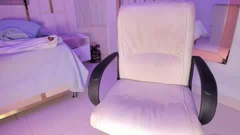 Rousse  online show from January 11, 7:08 pm