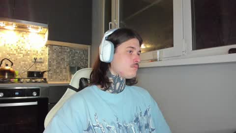 _torfin_ online show from January 3, 3:01 pm