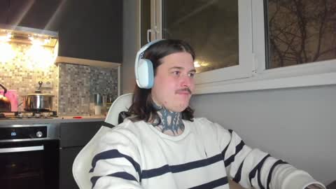 _torfin_ online show from January 7, 9:25 pm