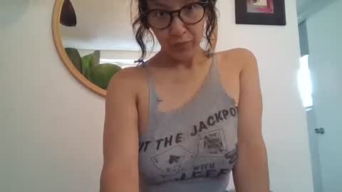 Snapshot of _tutti_frutti_ chatting on June 15, 8:55 pm _tutti_frutti_ online show from June 15, 8:55 pm