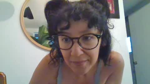 Snapshot of _tutti_frutti_ chatting on July 12, 12:23 am _tutti_frutti_ online show from July 12, 12:23 am
