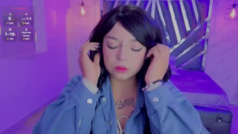   Vermeil   online show from February 10, 10:58 pm