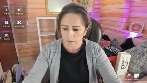 Snapshot of _victoria_collins chatting on February 25, 10:58 am Sol online show from February 25, 10:58 am