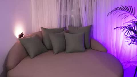 Snapshot of _victoria_florez chatting on September 27, 1:21 am VICTORIA online show from September 27, 1:21 am