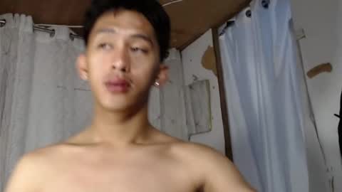 Snapshot of _xxhavefunwithme69_ chatting on February 15, 6:43 am Andrei online show from February 15, 6:43 am