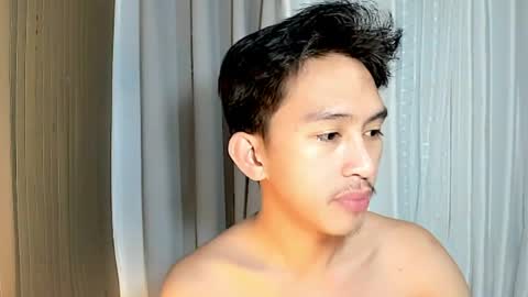 Snapshot of _xxhavefunwithme69_ chatting on April 4, 4:00 am Andrei online show from April 4, 4:00 am