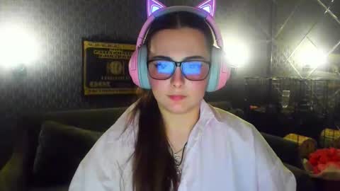 _your__pleasure_ online show from November 22, 3:27 am