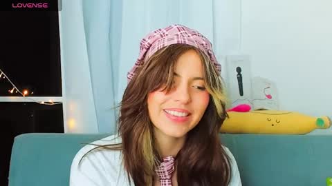 _yourcherrybomb online show from January 18, 6:03 am