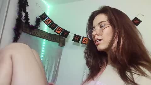 _yourcherrybomb online show from October 21, 1:28 am