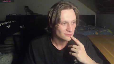 _yourcuteboy_ online show from October 2, 10:39 pm