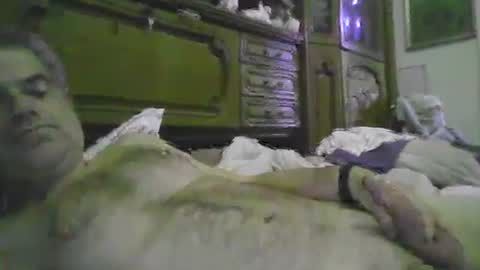 a203530 online show from November 23, 7:08 am