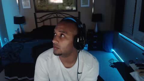 a4orce online show from April 7, 1:39 am