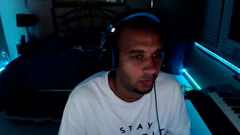 a4orce online show from June 19, 1:43 am
