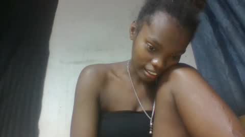 aadienne online show from April 17, 9:56 am