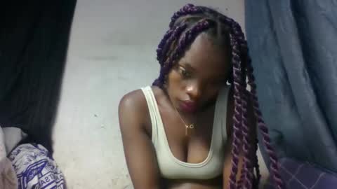 aadienne online show from April 21, 6:34 pm