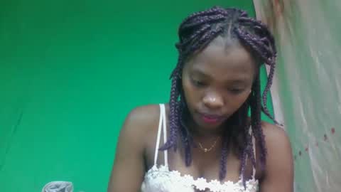 Snapshot of aadienne chatting on May 20, 8:09 am aadienne online show from May 20, 8:09 am
