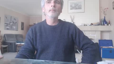 Aalex1717 online show from April 18, 6:06 am