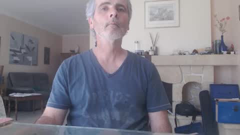 Aalex1717 online show from April 19, 11:42 am