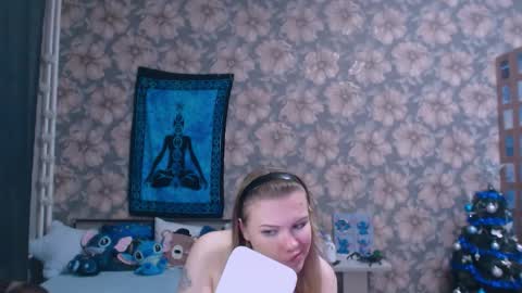 Alice online show from December 20, 2:02 pm