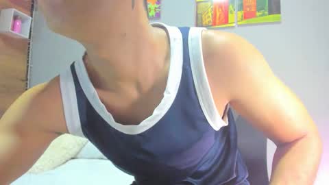 Aaron online show from March 29, 2:11 am