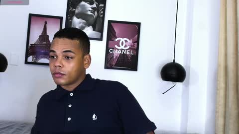 aaron_9827 online show from January 25, 11:34 am