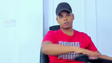 aaron_9827 online show from January 26, 3:47 pm