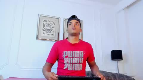 aaron_9827 online show from January 26, 6:48 pm