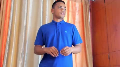 aaron_9827 online show from January 27, 5:37 pm