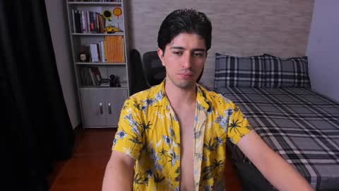 Aaron online show from January 7, 8:00 pm