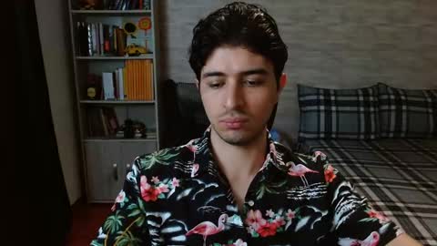 Aaron online show from February 16, 6:26 pm