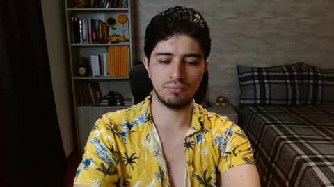 Aaron online show from May 25, 6:14 pm